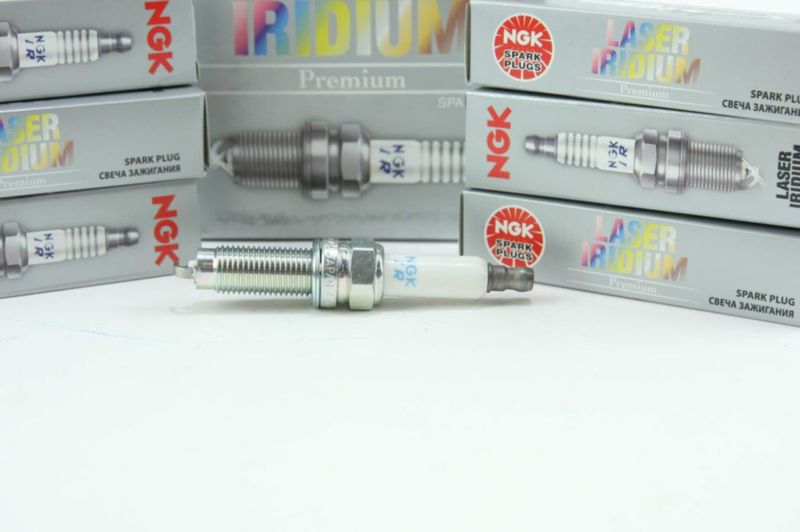 Bujía NGK ILZKR7A 1961 – Pack de 6