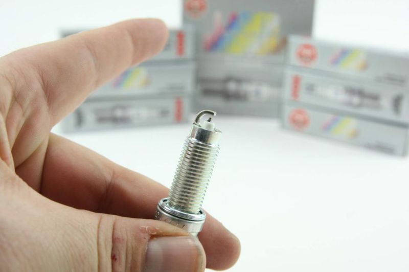 Bujía NGK ILZKR7A 1961 – Pack de 6
