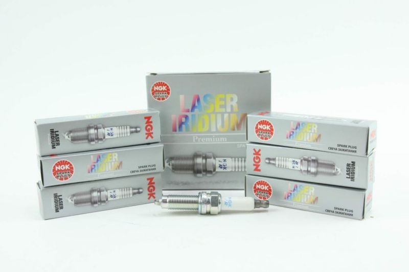 Bujía NGK ILZKR7A 1961 – Pack de 6