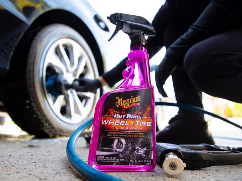 Limpiador de Ruedas Meguiar's Pack de 6 - 144 oz Espuma Xtreme Cling