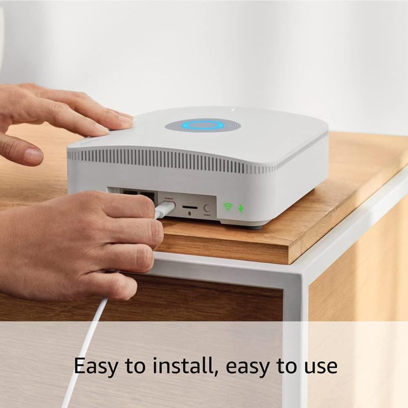 Sistema de seguridad para el hogar kit Ring Alarm Pro de 14 piezas con eero