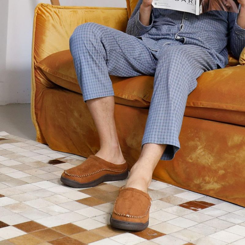 Pantufla Zigzagger 27 cm color marrón claro peluda y cómoda para casa