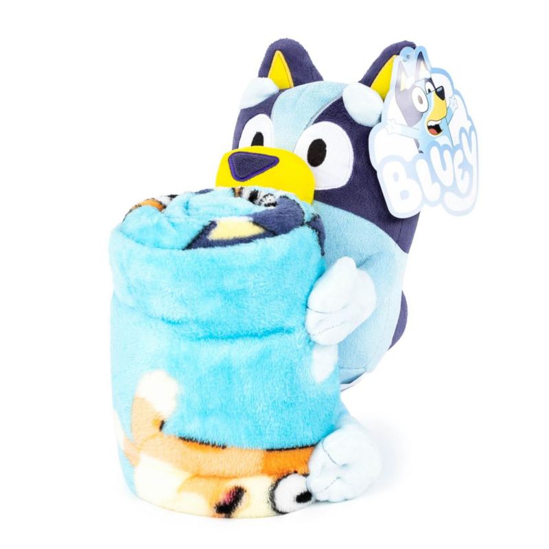 Manta Jay Franco 102 × 127 cm y Almohadita de Peluche de 30 cm