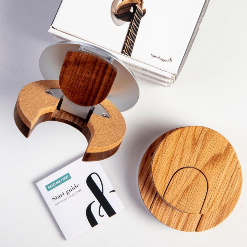 Soporte para guitarra Openhagen plegable de madera de nogal