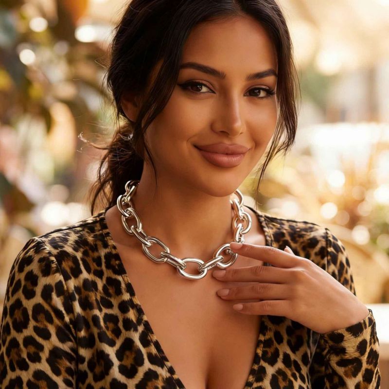 Collar gargantilla CLOACE de 33 cm en plata con eslabones cubanos 42 g