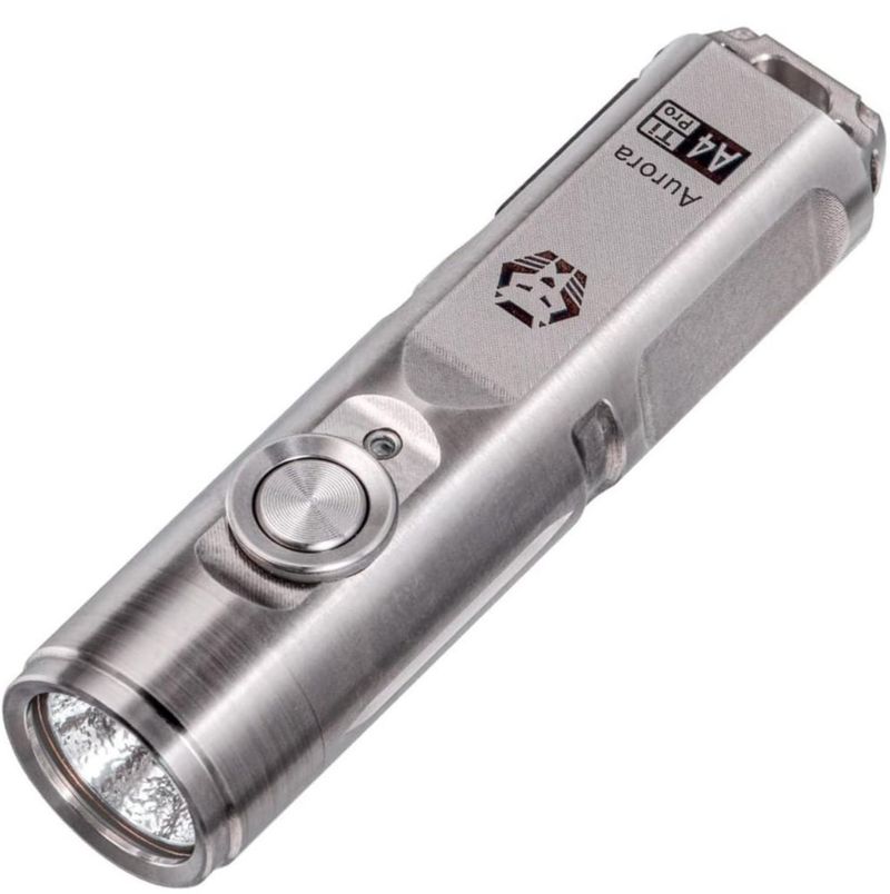 Linterna de llavero RovyVon A4 Pro de titanio con USB‑C 650 lúmenes