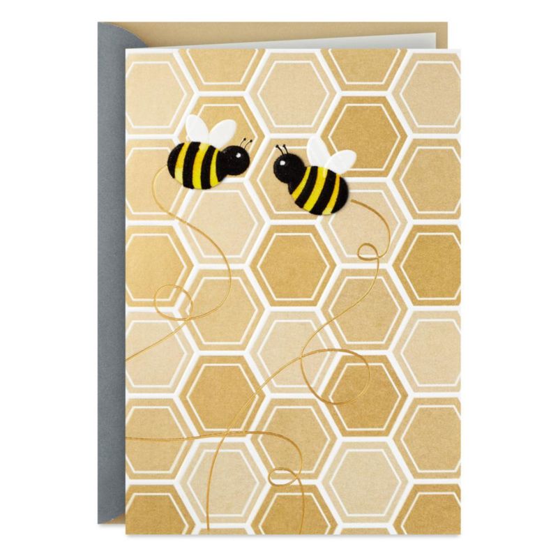 Tarjeta de Felicitación Hallmark 13 cm x 18 cm Diseño Abeja de Miel