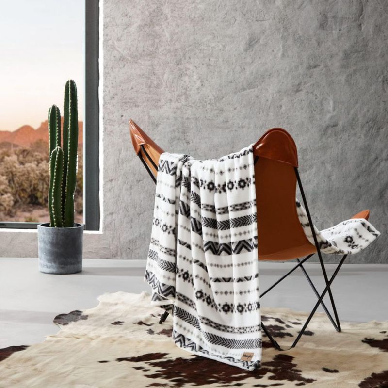 Manta Wrangler 127x178 cm Suave de Felpa