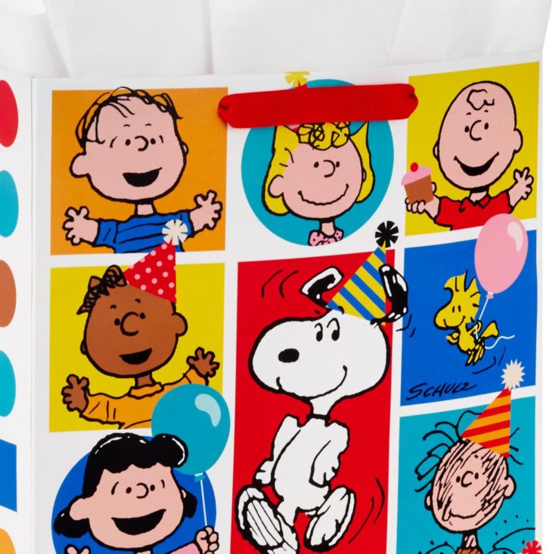 Bolsa de Regalo Hallmark 33 cm Snoopy y Charlie Brown con Papel de Seda
