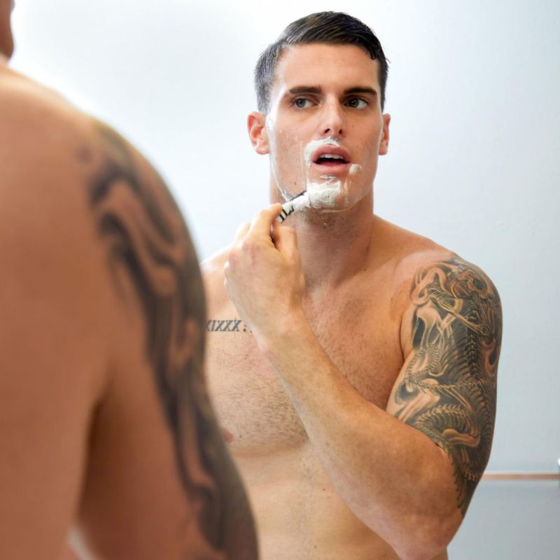 Razor BIC Flex 5 Titanium de 5 hojas desechables para hombre 4 unidades