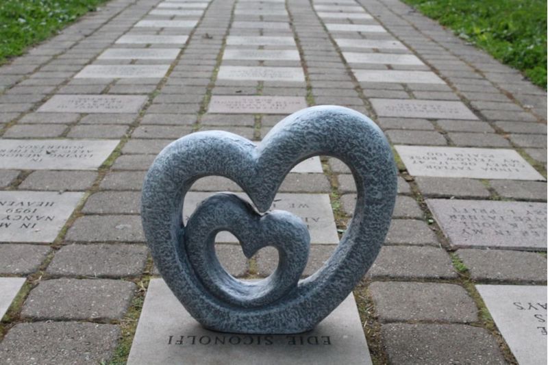 Escultura Lakeside Collection 34 cm × 31 cm × 8 cm