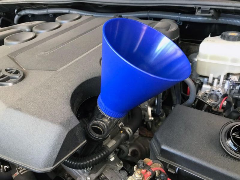 Embudo de Aceite APSG con Bloqueo Antiderrames para Toyota y Lexus