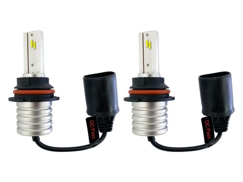 Kit 2 Focos LED para Auto Base 9004 Chip CSP 5530 8000 Lúmenes con Cable