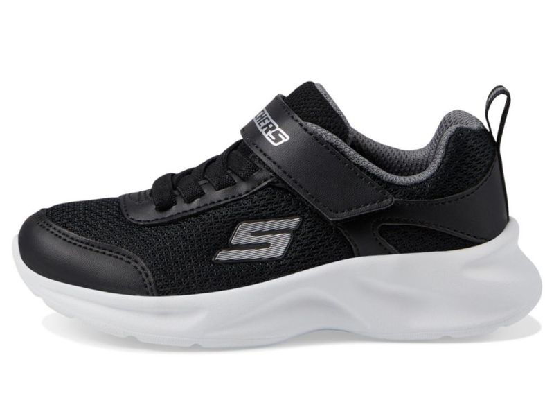 Zapatillas Skechers Dynamatic negras talla 13 para niño pequeño
