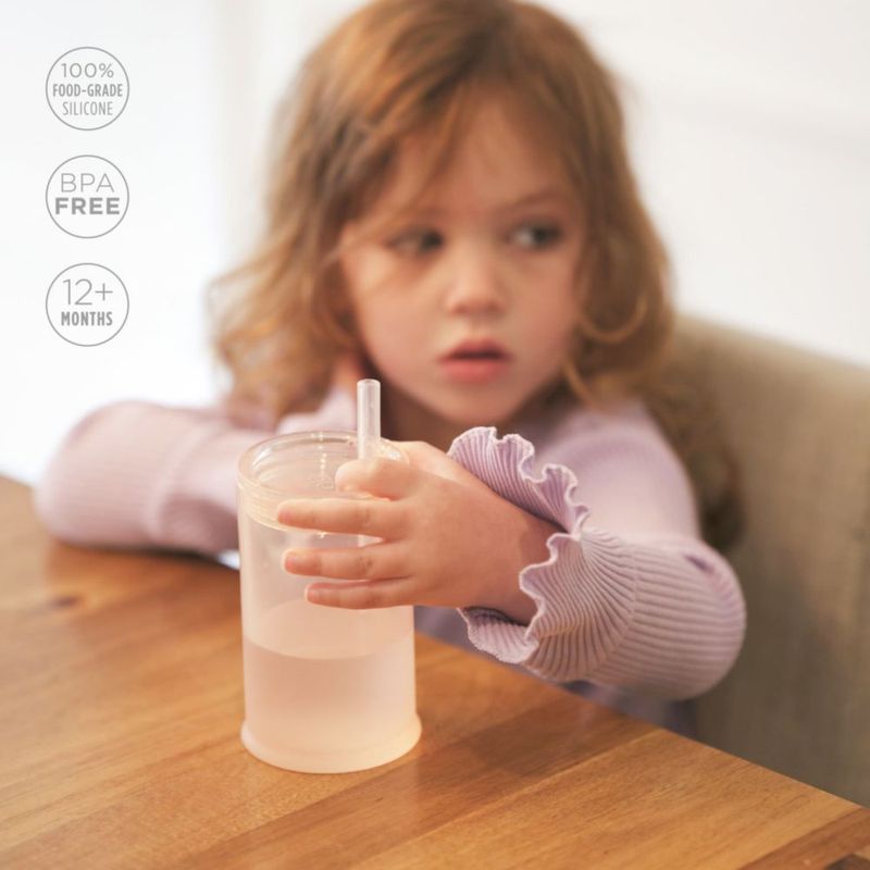 Vaso con pajilla Olababy 270 ml de silicona color arándano