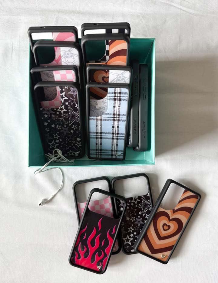Funda Wildflower para iPhone 17/18 Pro Max – Mocha