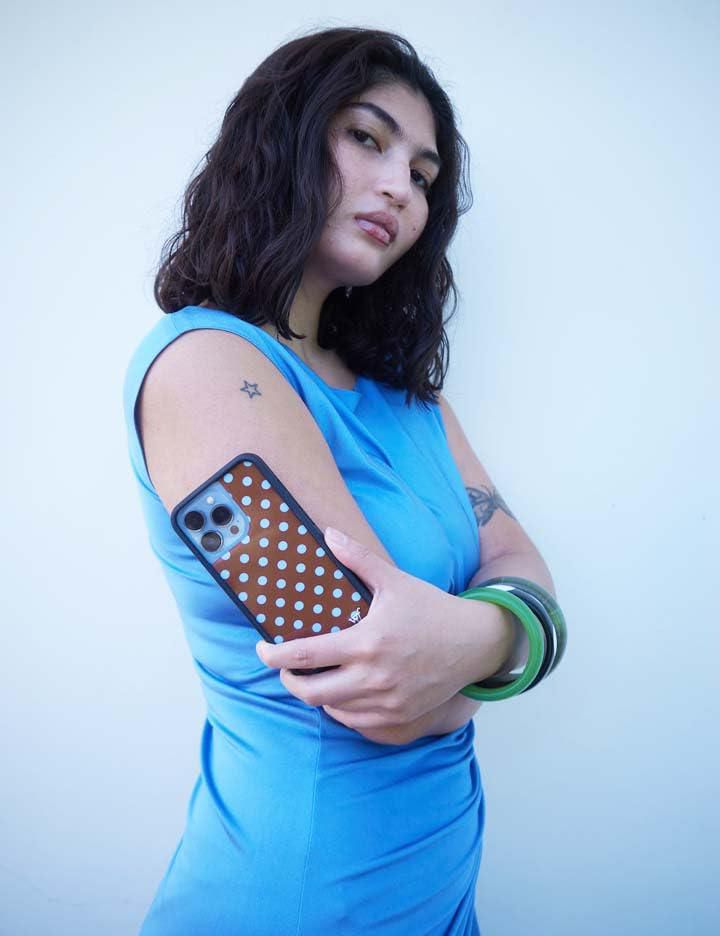 Funda Wildflower para iPhone 17/18 Pro Max Marrón/Azul