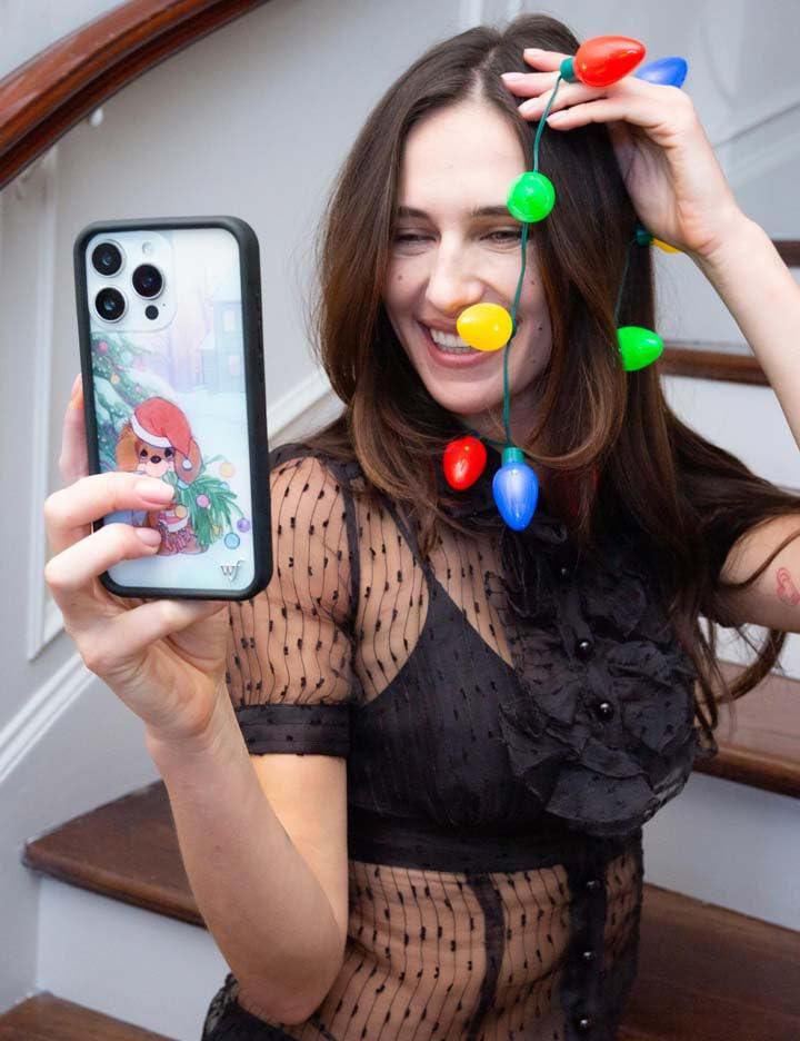 Funda Wildflower iPhone 17/18 Pro Max - Edición Navideña