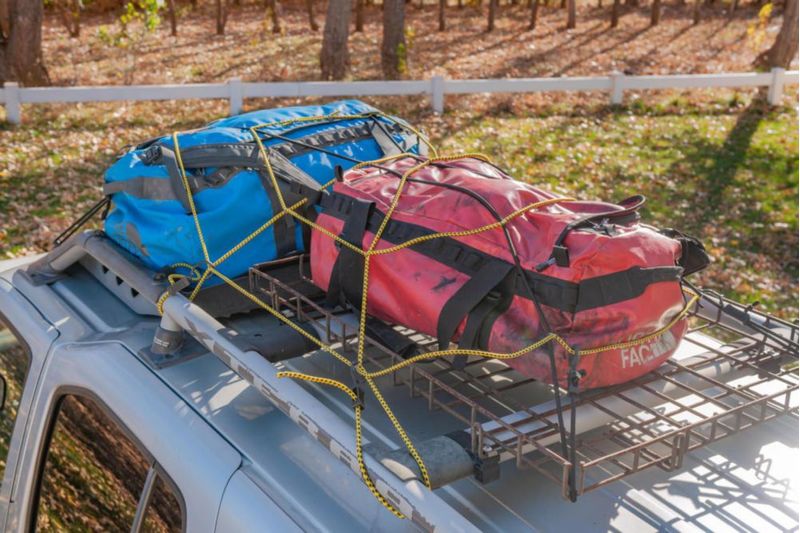 Cargo Net KEEPER 6141 - Gancho ajustable con cremallera (92 x 116 cm) color negro y amarillo