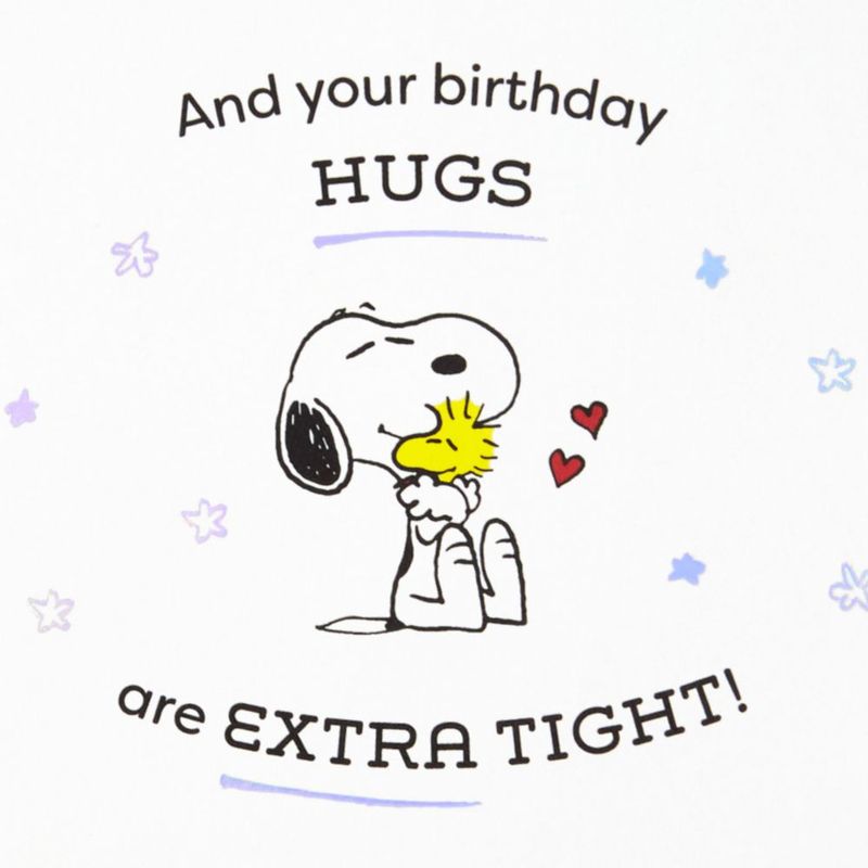 Tarjeta de cumpleaños Hallmark 13 cm diseño infantil de Snoopy