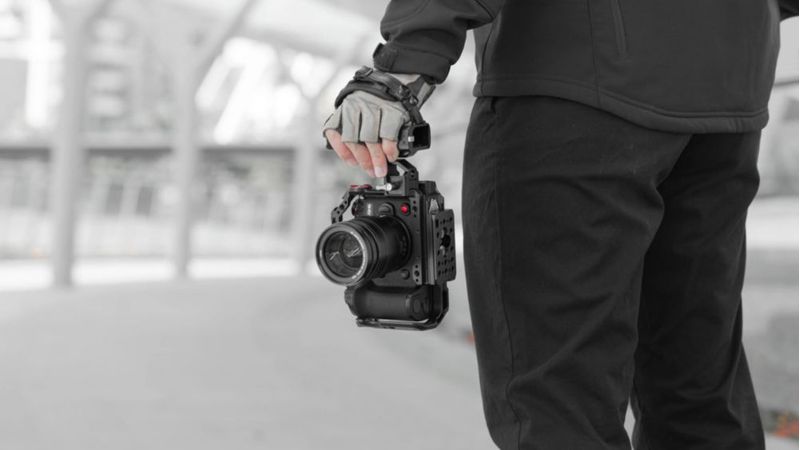 Jaula para cámara Tilta GH7/GH6 Kit básico – Negro TA‑T15‑A‑B