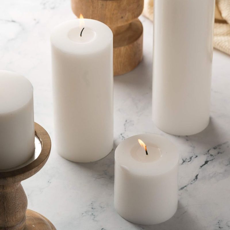 Velas pilar Home Lights 7x7 cm (paquete de 6) blancas