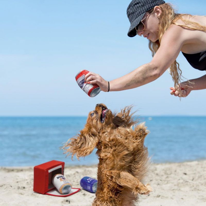 Juguetes para Perro Nocciola: Nevera de Cerveza con Silbido y Set de Latas
