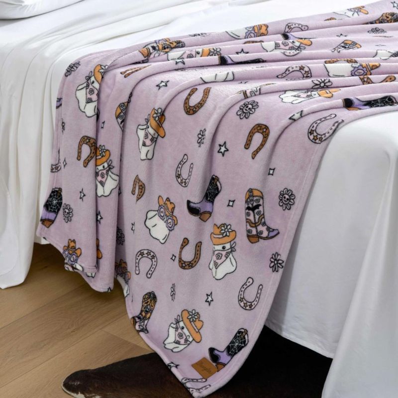 Manta Wrangler de felpa suave 127 × 178 cm