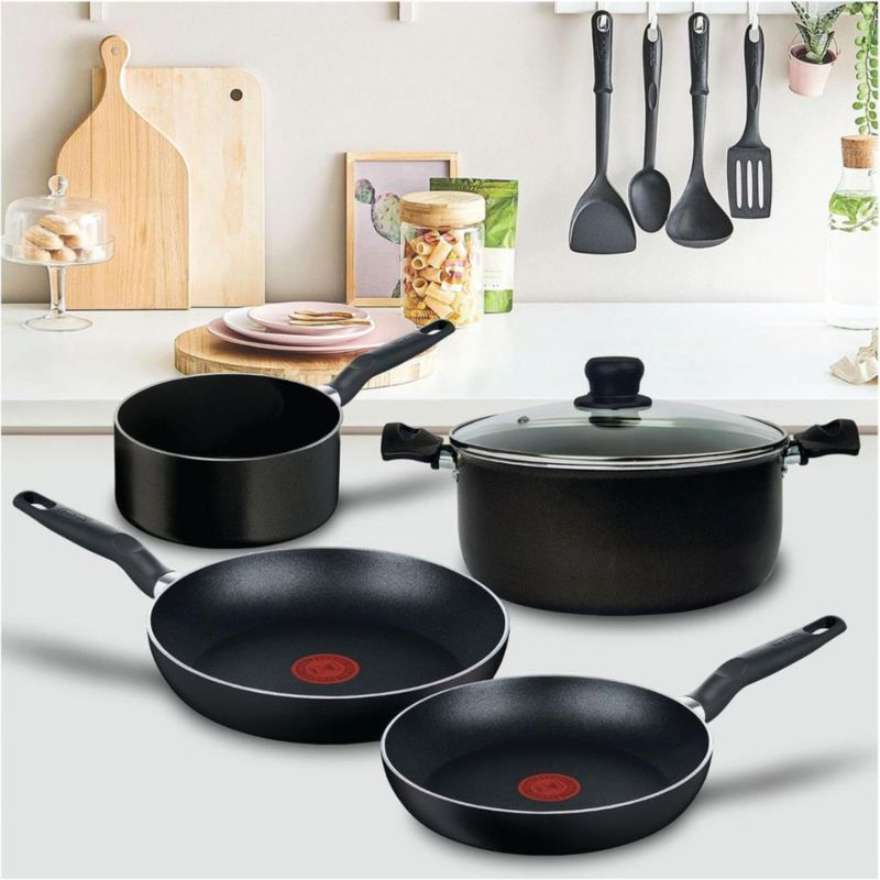 BATERÍA T-FAL MOD. VITAL 5 PZAS NEGRO ALUMINIO RECUBRIMIENTO ANTIADHERENTE EASY PLUS MANGOS BAQUELITA TAPA DE VIDRIO CON SALIDA DE VAPOR