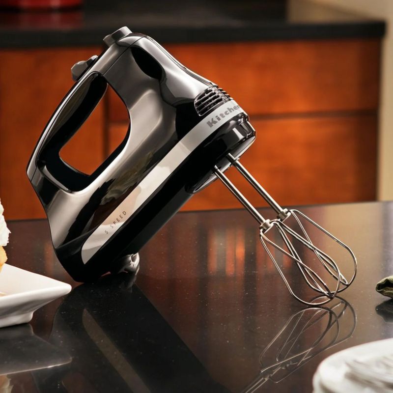 BATIDORA MANUAL KITCHENAID KHM512OB NEGRA 5 VELOCIDADES