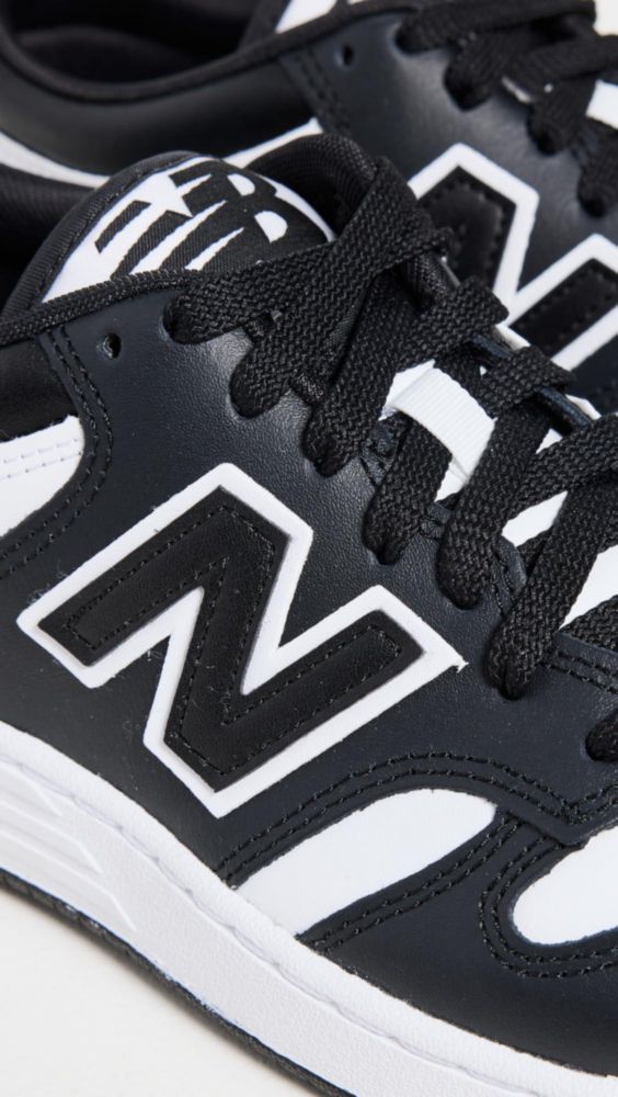 Zapatilla New Balance BB480 V1 Unisex blanco/negro 27 cm