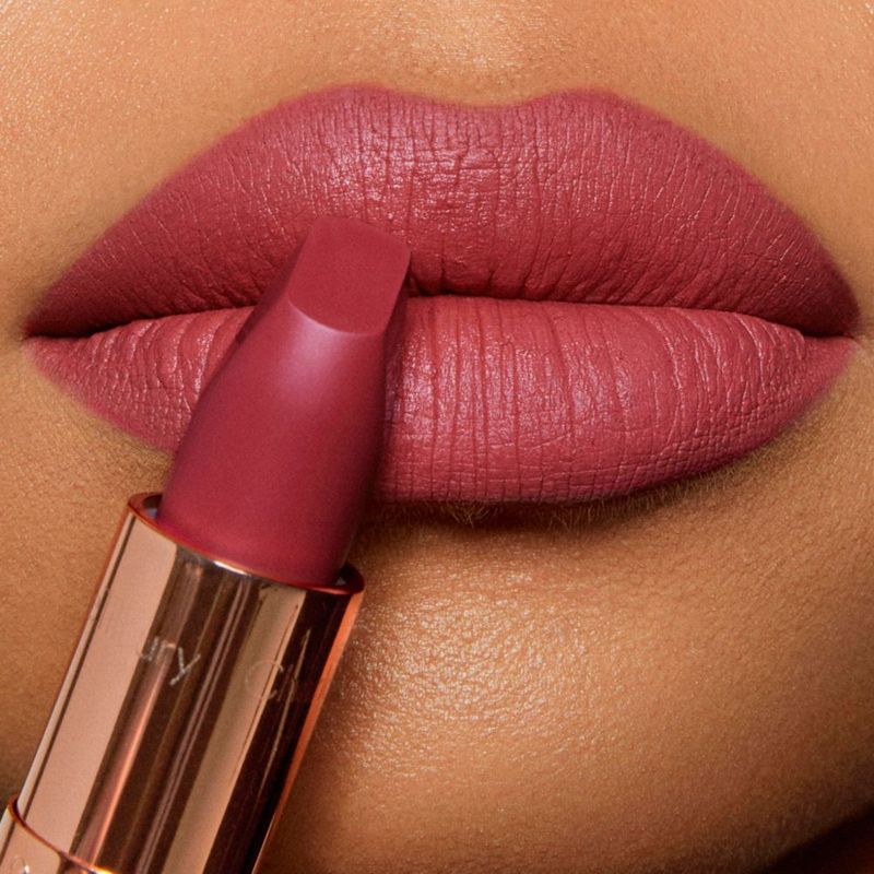 Labial Charlotte Tilbury Matte Revolution Amazing Grace