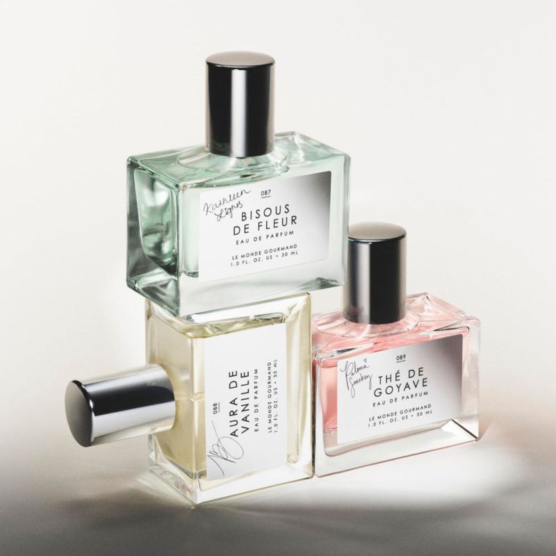 Perfume Le Monde Gourmand Bisous de Fleur 30 ml