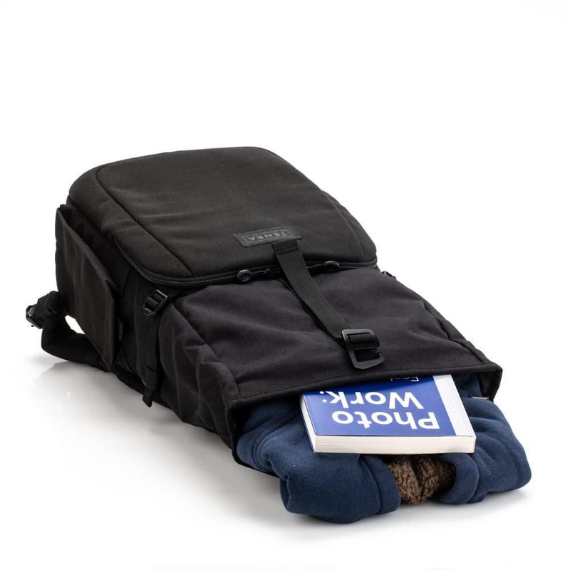 Mochila Tenba V2 negra para cámara y portátil de 14 pulgadas