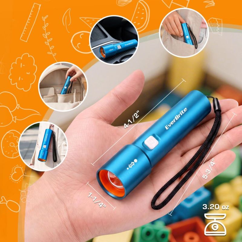 Linterna EverBrite Recargable Azul 11 cm 3 Modos