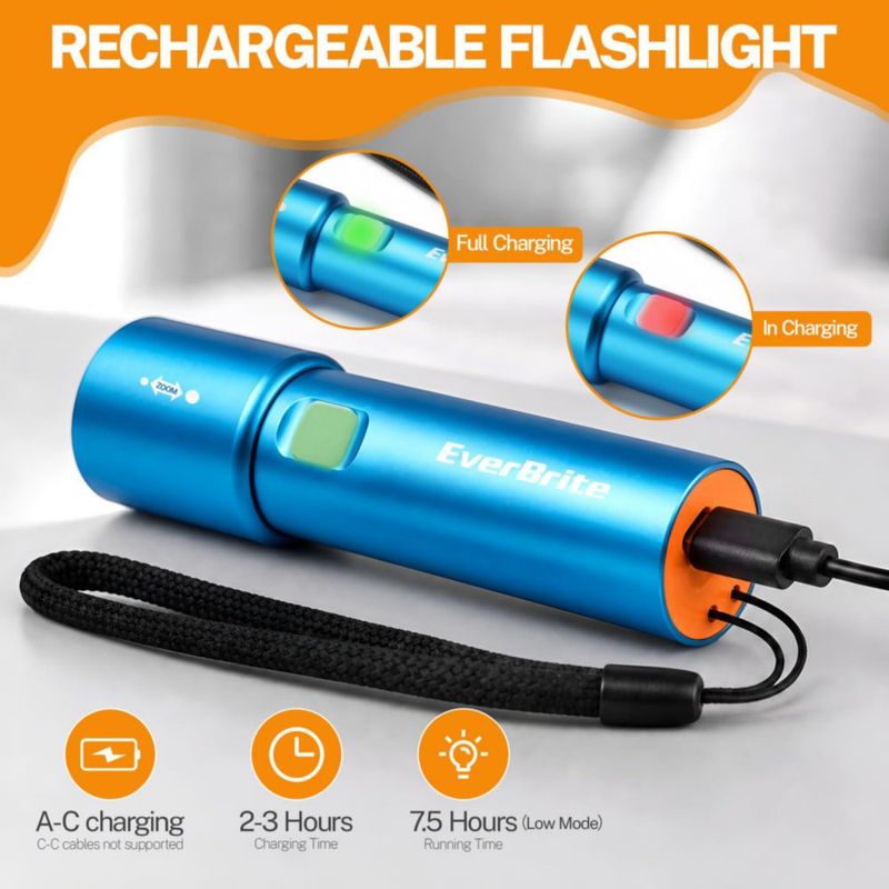 Linterna EverBrite Recargable Azul 11 cm 3 Modos