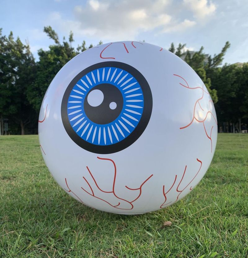 Bola de Ojos Inflable Snatlly 40 cm LED con Control Remoto