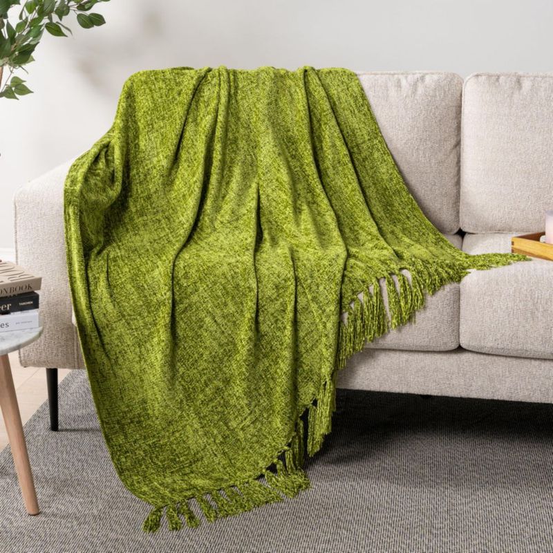 Manta PAVILIA de Chenilla 50x60 Oliva con Borlas