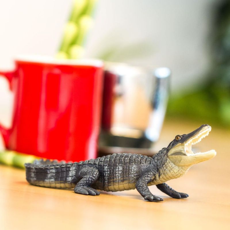 Figura de juguete Safari Ltd. Cocodrilo de 15 cm