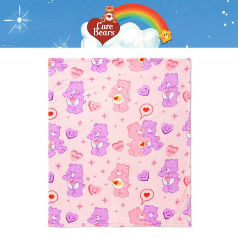 Manta Franco 102 cm x 127 cm Care Bears Love‑A‑Lot