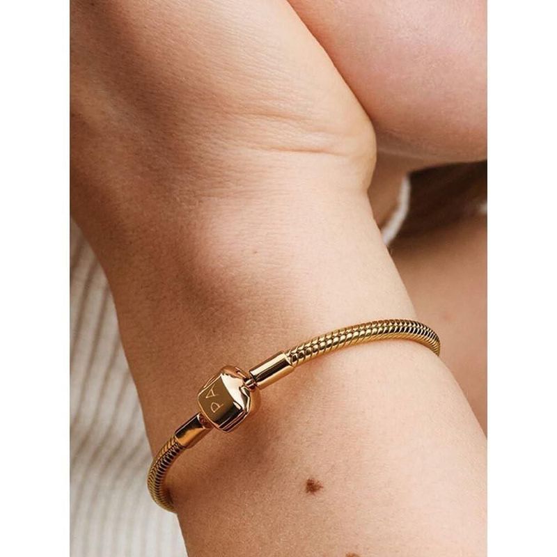 Pulsera PANDORA cadena serpiente 16 cm chapada en oro