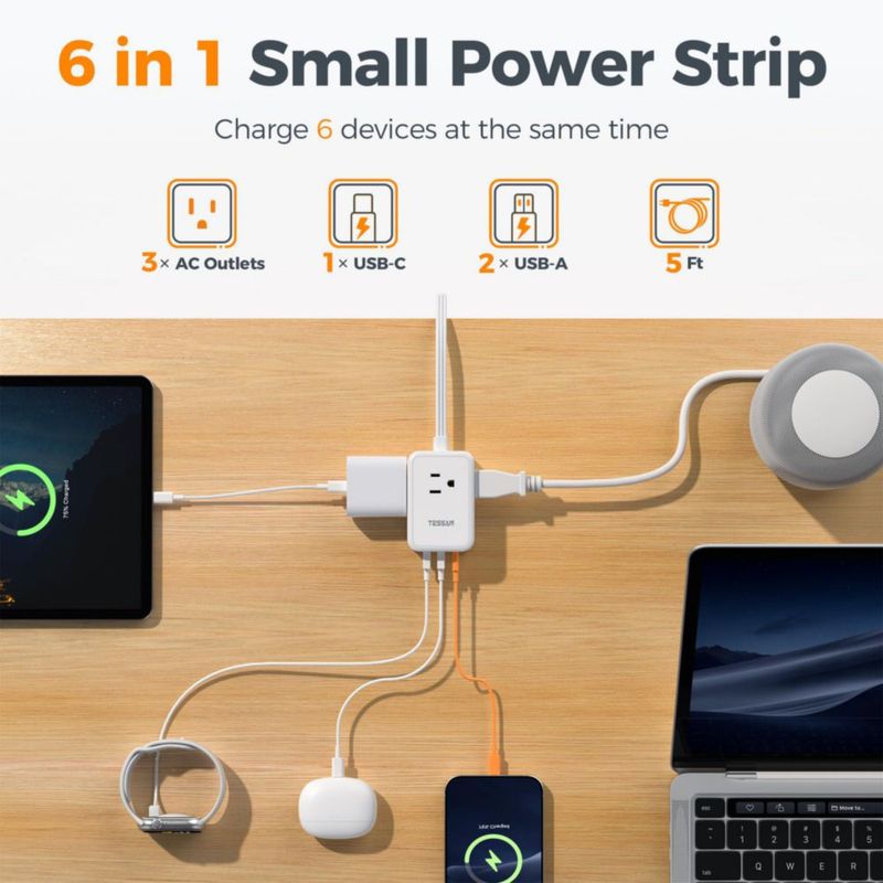 Regleta TESSAN 15 m Blanca con 3 tomas AC y 3 puertos USB