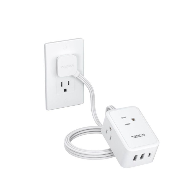 Regleta TESSAN 15 m Blanca con 3 tomas AC y 3 puertos USB