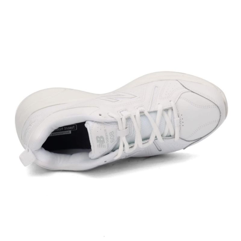 Zapatillas New Balance 608 V5 blancas talla 9.5 extra anchas