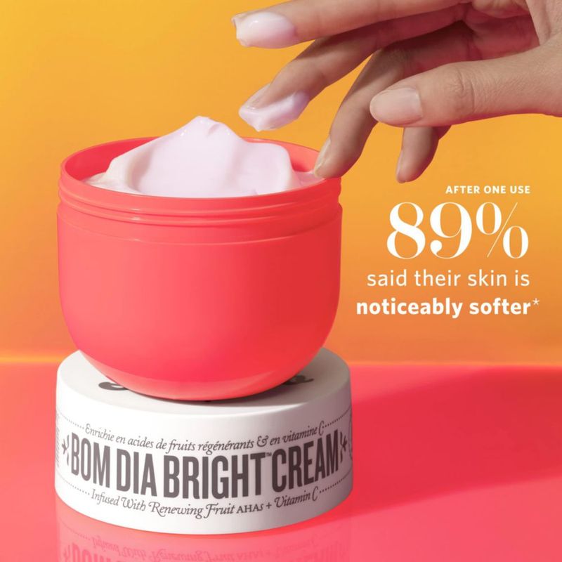 Crema corporal SOL DE JANEIRO Visiblemente Iluminadora 240ml