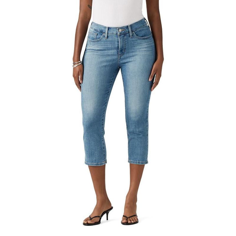 Jeans Capri Levi's 311 Shaping con entrepierna de 56 cm