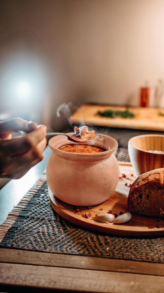 Olla de Cocina Genérica de Arcilla 0.6 L con Tapa