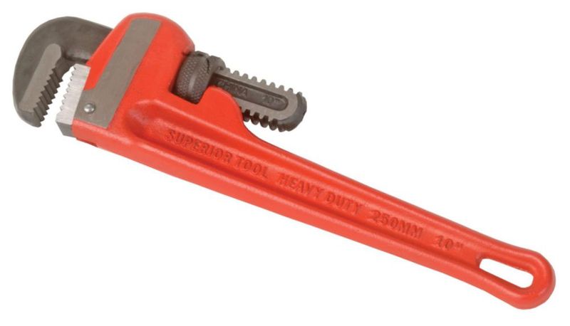 Superior Tool 02810 Llave de tubo de hierro fundido de alta resistencia con mango recto mordaza de 1‑1/2 pulgada – 10 pulgadas color rojo