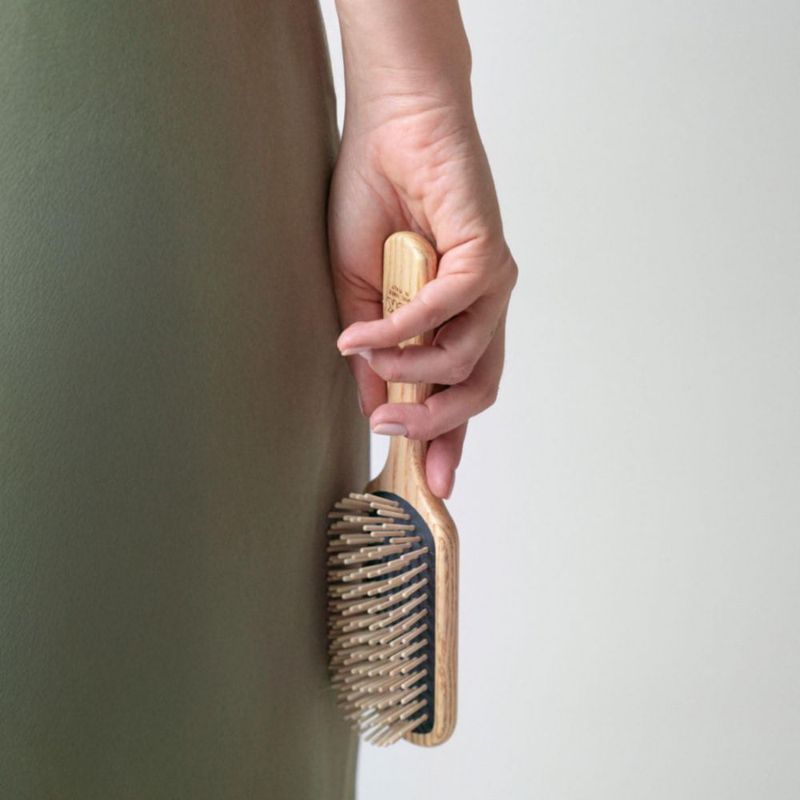 Cepillo de pelo TEK 22 × 6 cm de madera dientes cortos y redondeados