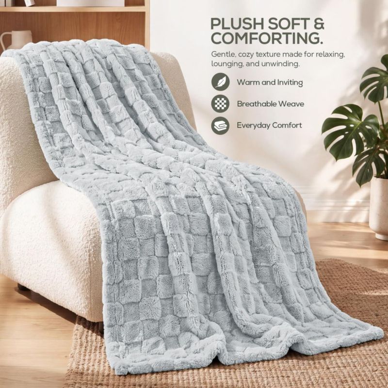 Cobija de forro polar a cuadros Utopia Bedding 152 × 203 cm Gris Frío